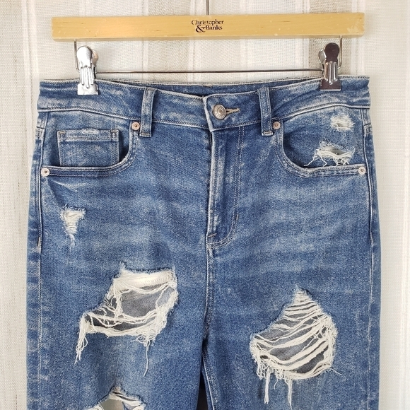 American Eagle Stretch Mom Jeans Shredded‎ Blue Size 4 - Picture 2 of 11